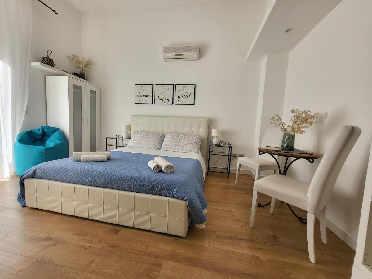 Living Cagliari Marina住宿加早餐旅馆 外观 照片